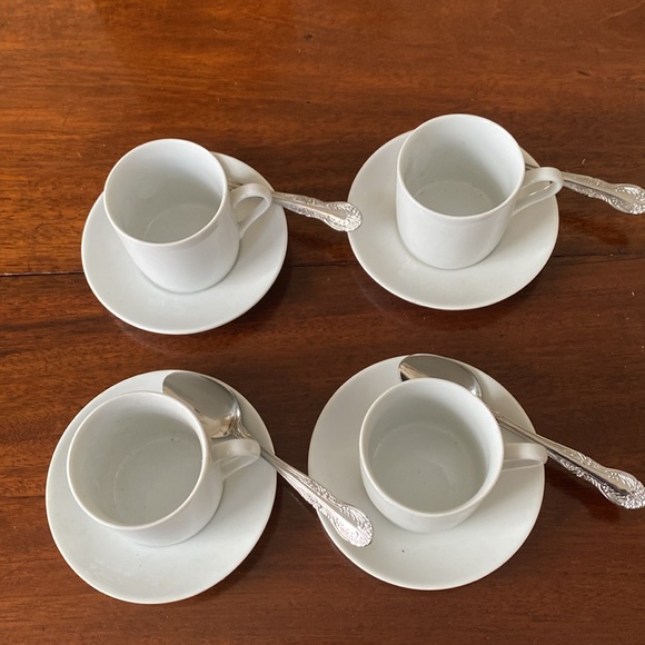 4 Espresso White Porcelain Demitasse/Expresso Cups, Saucer, & Spoon Set in Box - Picture 2 of 11